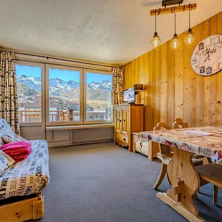 Slope Side With Mountain Views Val Thorens